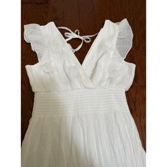 White Boho Smocked Maxi Dress V-Neck Flutter Sleeve Crochet Lace Trim small - Picture 2 of 7